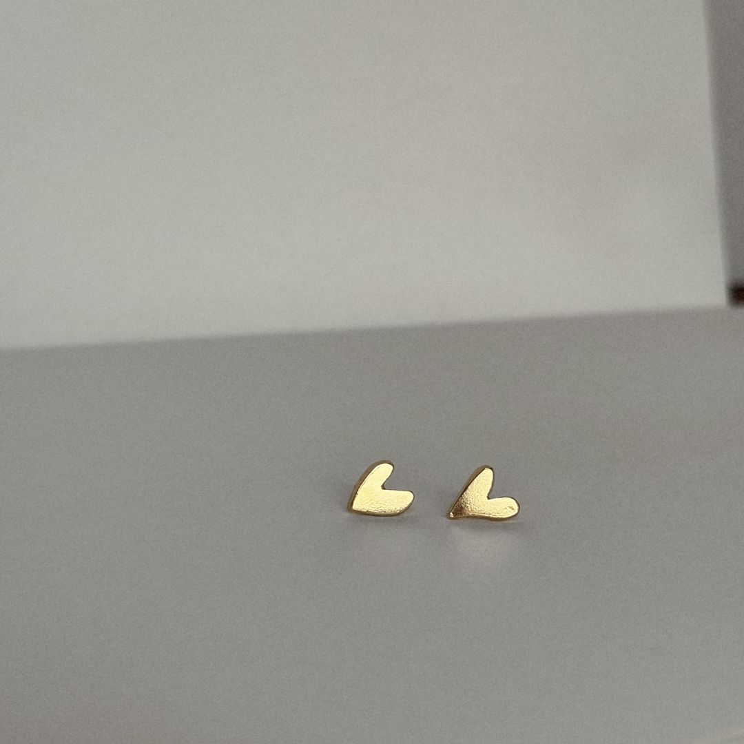 Darling Heart Studs - Gold Vermeil