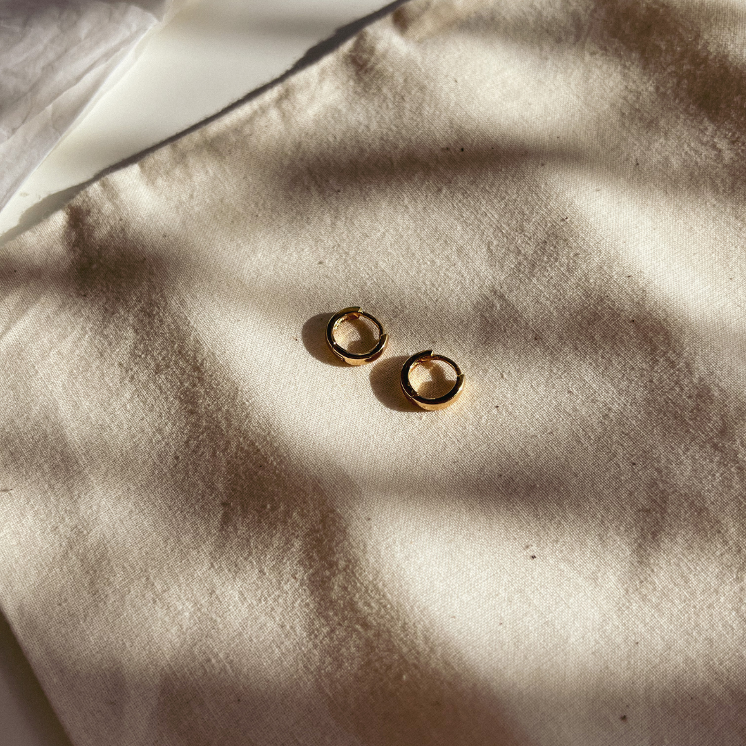 Femi Huggies 1.0 - Gold Vermeil